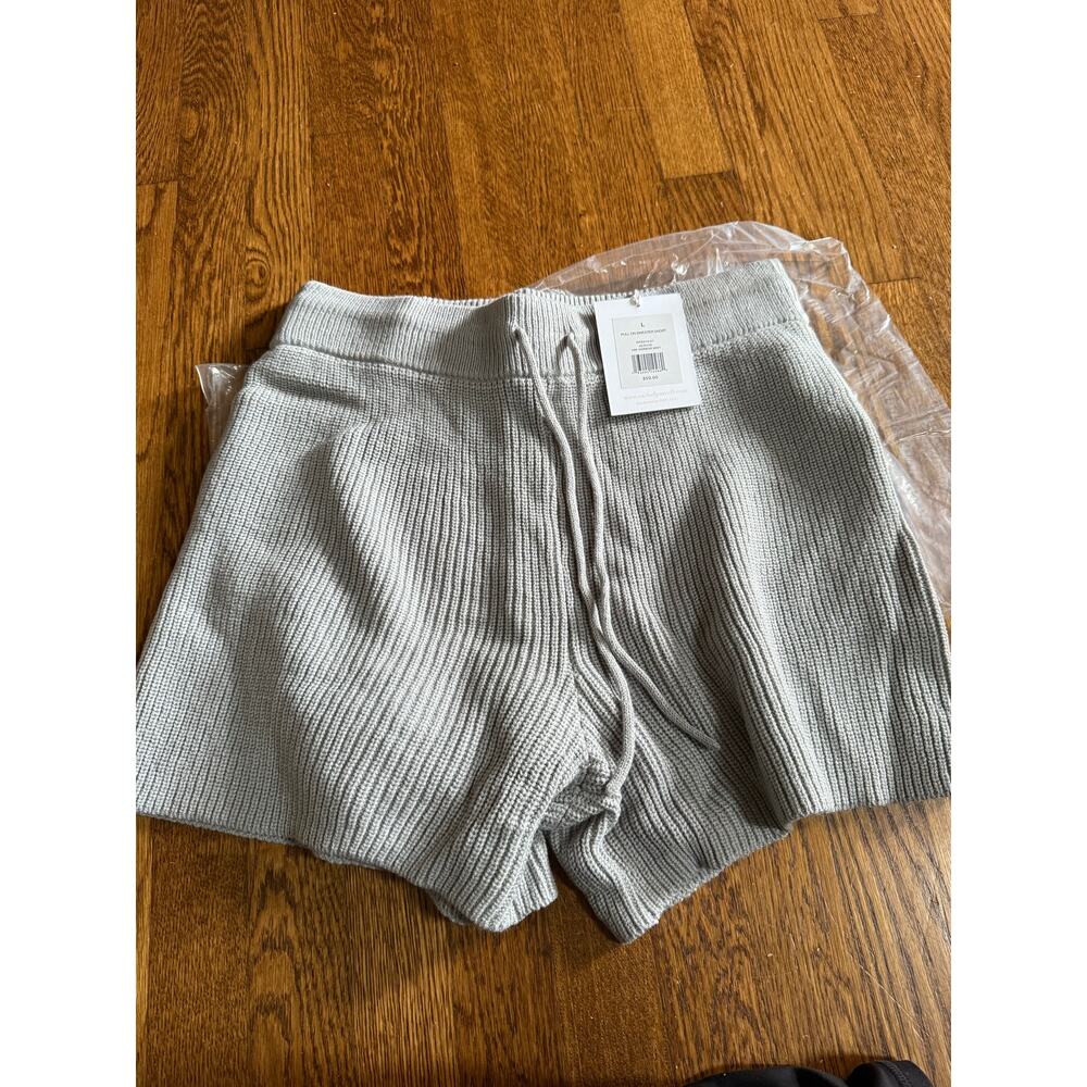 NWT Rachel Parcell Pull On Sweater Shorts Size Large